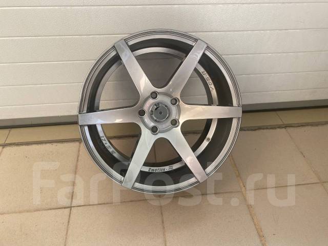 Shogun. 8.5x17", 5x114.3, ET20,  73,1. 