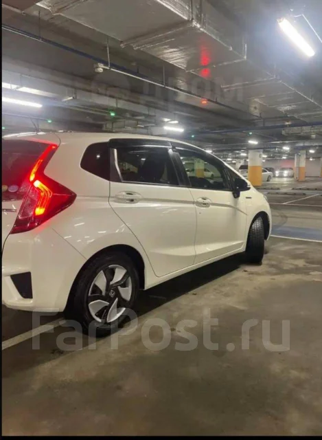 Honda Fit. �������, ��������, 1.0 (110��.�.), ������, 133����. �� ����