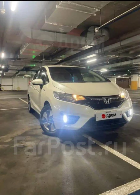 Honda Fit. �������, ��������, 1.0 (110��.�.), ������, 133����. �� ����