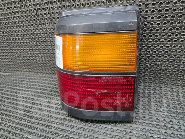 ������ ������ ����� Volkswagen Passat B3 333945111 ����