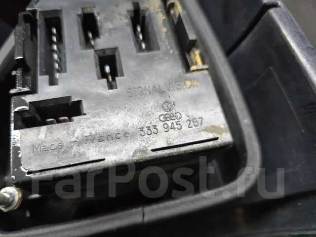������ ������ ����� Volkswagen Passat B3 333945111 ����