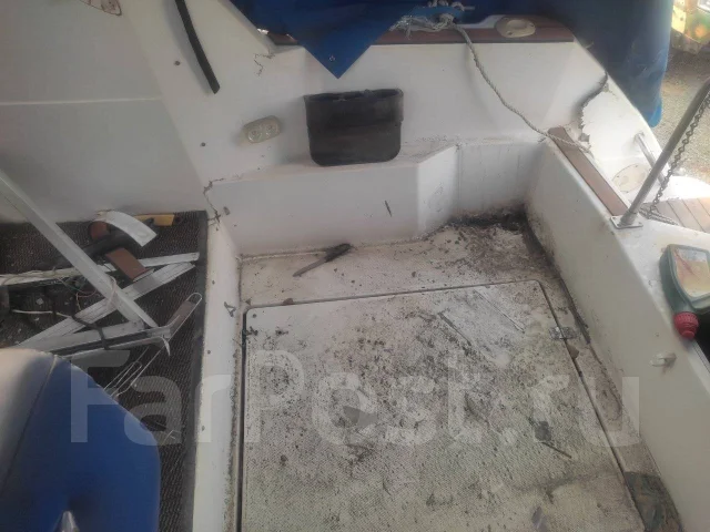 Bayliner. ����� 8,9��., ��������� ���������, 250��.�., ������ ����