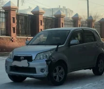 Toyota Rush ����