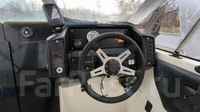 Bayliner. 1992 ���, ����� 7,2��., ��������� ������������, 240��.�., ������ ����