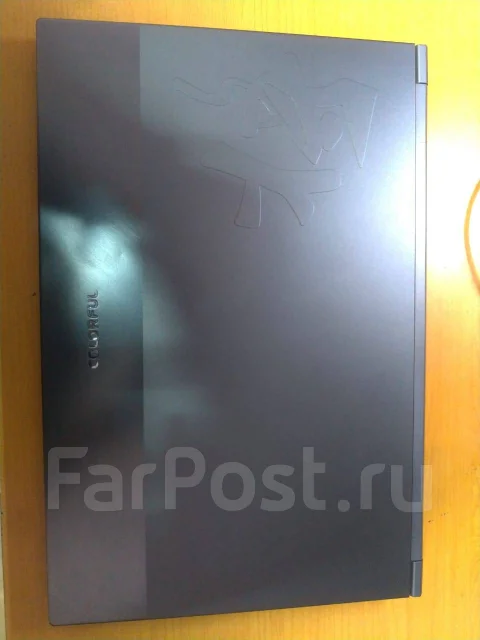 Colorful X15-AT. 15.6", 4,7����, ��� 16 ��, ���� 500���, WiFi: 1, Bluetooth: 1, ����������� �� 3��. ����