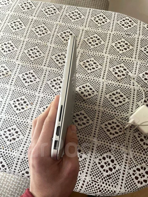 Apple MacBook Pro 13 2013 Late. 13", 2,5����, ��� 16 ��, ���� 512���, WiFi: 1, Bluetooth: 1, ����������� �� 3��. ����