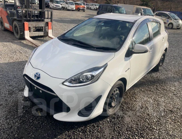 Toyota Aqua. NHP10, 1NZFXE ����