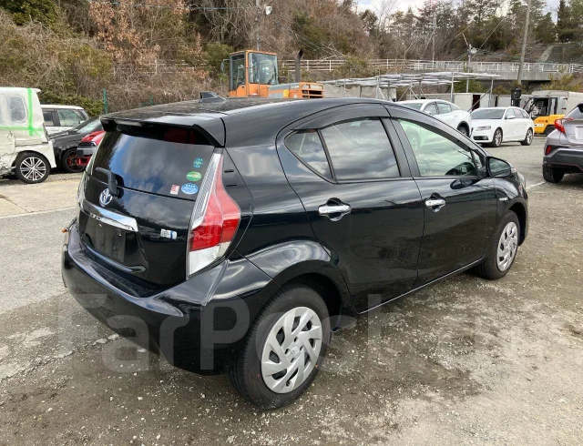 Toyota Aqua. NHP10, 1NZFXE ����