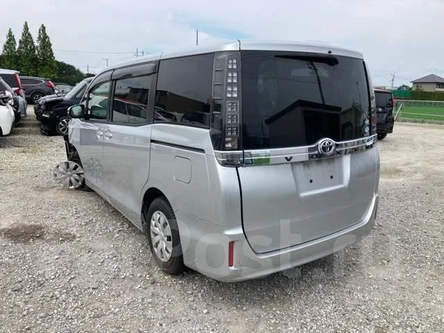 Toyota Voxy. ZRR80, 3ZRFAE ����