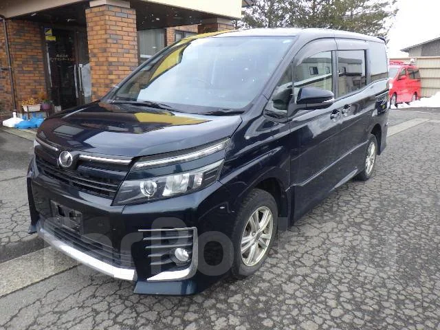 Toyota Voxy. ZRR855, 3ZRFAE ����