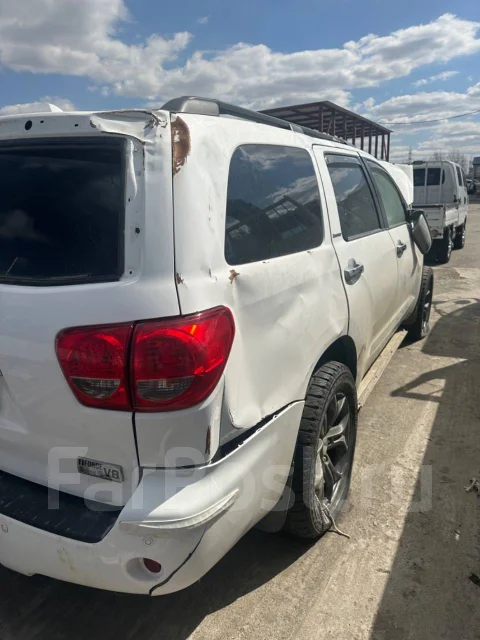 Toyota Sequoia. 3TDJY3612A5030284 ����