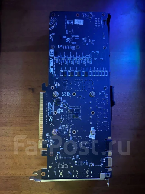 GeForce GTX 1070 ����