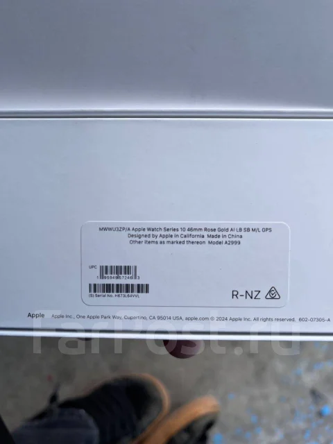 Apple Watch Series 10. GPS, NFC, IP67, IP68 ����