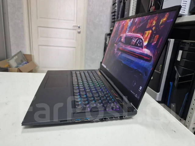 Mechrevo. 15.6", 4,9����, ��� 16 ��, ���� 512���, WiFi: 1, Bluetooth: 1, ����������� �� 3��. ����