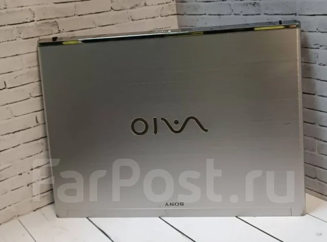 Sony VAIO. 11.6", ��� 4 ��, ���� 300���, WiFi: 1, Bluetooth: 1 ����