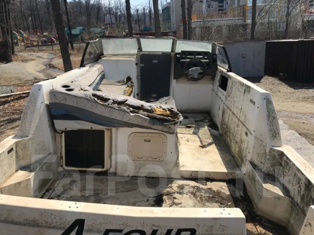 Bayliner. 1989 ���, ����� 8,5��., ��������� ������������, 238��.�., ������ ����
