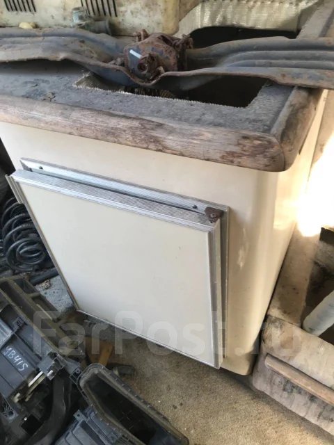 Bayliner. 1989 ���, ����� 8,5��., ��������� ������������, 238��.�., ������ ����