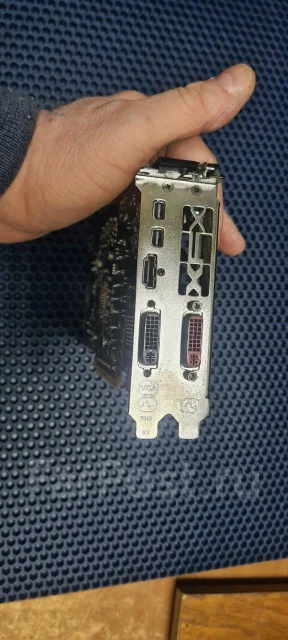 Radeon R9 270X ����
