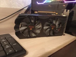 Radeon RX 580 ����