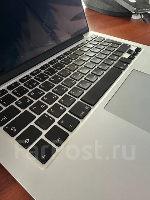 Apple MacBook Pro 13 2014 Mid MGX72. 13", 2,6����, ��� 8 ��, ���� 256���, WiFi: 1, Bluetooth: 1, ����������� �� 3��. ����