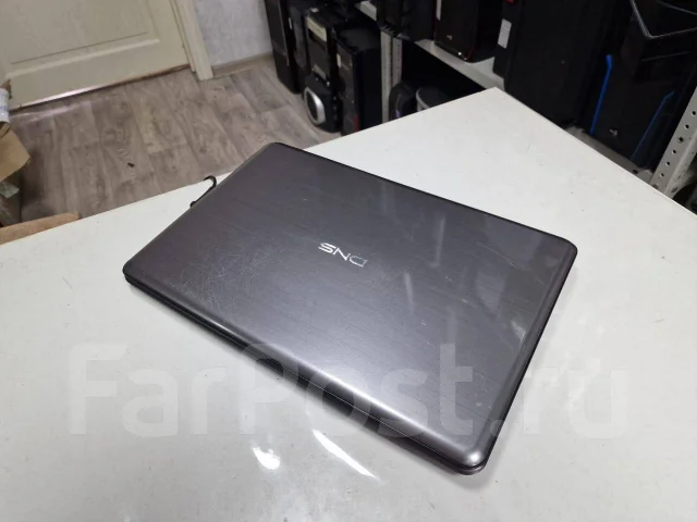 DNS. 15.6", 3,2����, ��� 8 ��, ���� 500���, WiFi: 1, Bluetooth: 1 ����