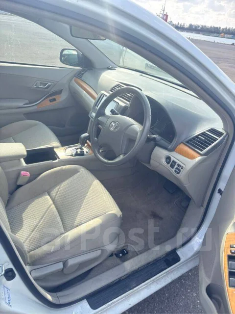Toyota Premio. ZRT260, 2ZR ����