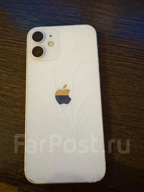 Apple iPhone 12 mini. �/�, 64 ��, �����, 3G, 4G LTE, 5G, NFC ����