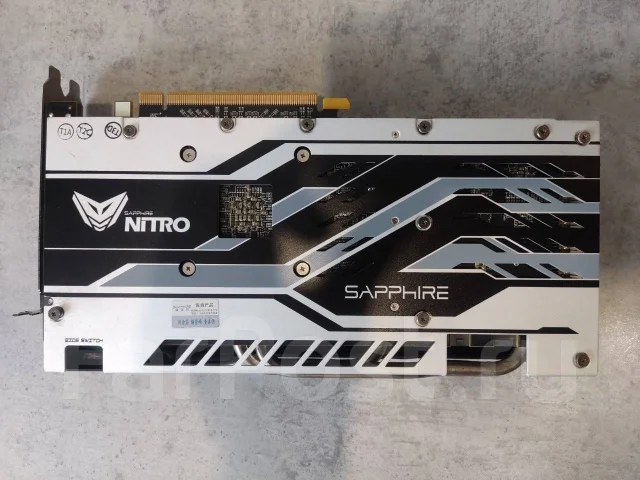 Radeon RX 580 ����