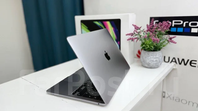 Apple MacBook Pro 13 2020 Late. 13.3", ��� 8 ��, ���� 256���, WiFi: 1, Bluetooth: 1, ����������� �� 8��. ����