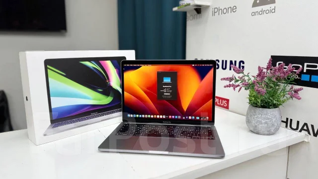 Apple MacBook Pro 13 2020 Late. 13.3", ��� 8 ��, ���� 256���, WiFi: 1, Bluetooth: 1, ����������� �� 8��. ����