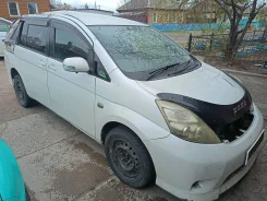 Toyota Isis. ZNM10, 1ZZ ����