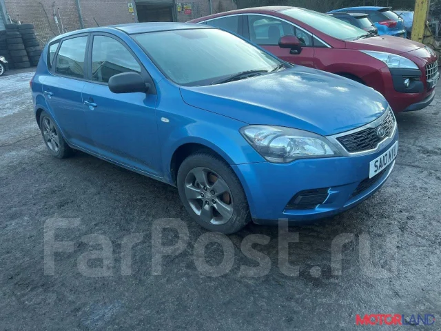 ��������� (���) Kia Ceed 2007-2012 20705719 Z56812BZ00 ����