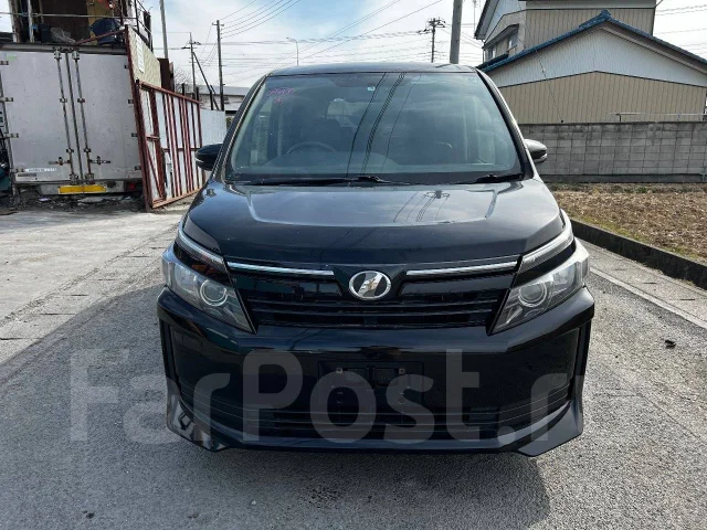 Toyota Voxy. ZRR85, 3ZR ����