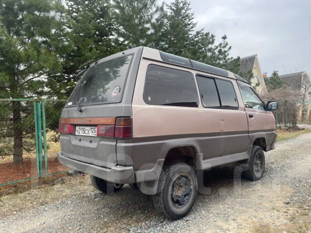 Toyota Lite Ace. �������, 4wd, 2.0 (73��.�.), ������, 334 790����. �� ����