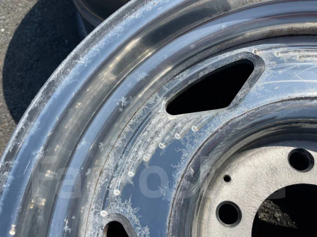 Borbet LD. 7.0x15", 5x127, ET20 ����