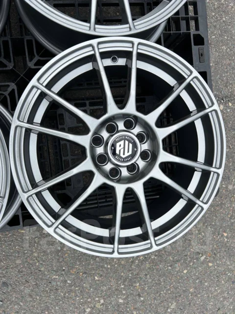 WorldWheels. 7.0x16", 4x100, 4x114.3, ET35, �� 73,1���. ����