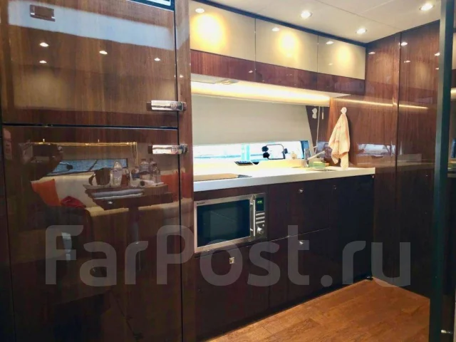 Fairline Squadron. 2017 ���, ����� 13,78��., ��������� ������������, 1 100��.�., ������. ��� ����� �� ������������ ����