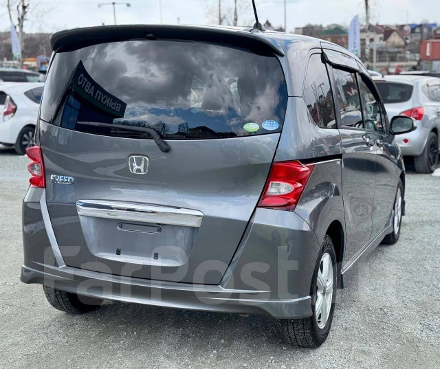 Honda Freed. �������, ��������, 1.5 (118��.�.), ������, 148 000����. ��, �/� ����