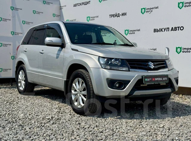 Suzuki Escudo. �������, 4wd, 2.4 (166��.�.), ������, 181 000����. �� ����