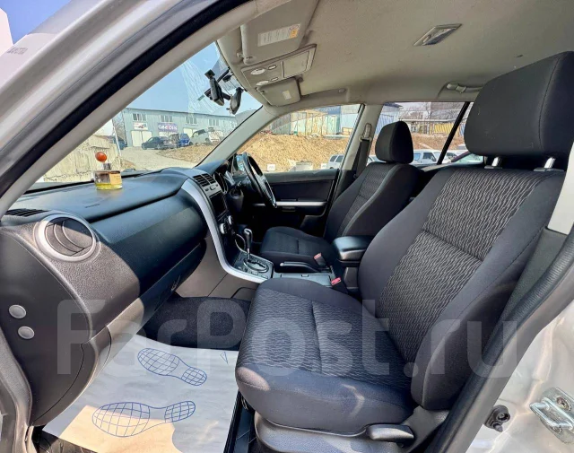 Suzuki Escudo. �������, 4wd, 2.4 (166��.�.), ������, 181 000����. �� ����
