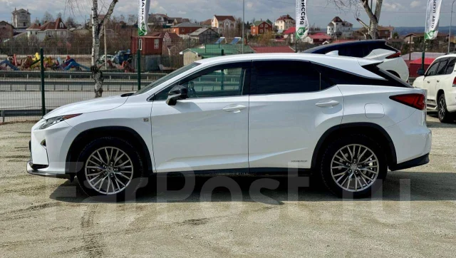 Lexus RX450h. �������, 4wd, 3.5 (262��.�.), ������, 183 000����. �� ����
