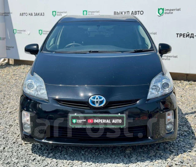Toyota Prius. �������, ��������, 1.8 (99��.�.), ������, 179 000����. �� ����