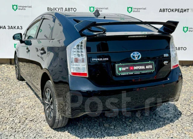 Toyota Prius. �������, ��������, 1.8 (99��.�.), ������, 179 000����. �� ����