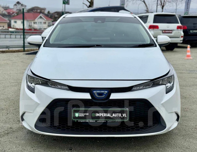 Toyota Corolla. �������, ��������, 1.8 (99��.�.), ������, 232 000����. �� ����
