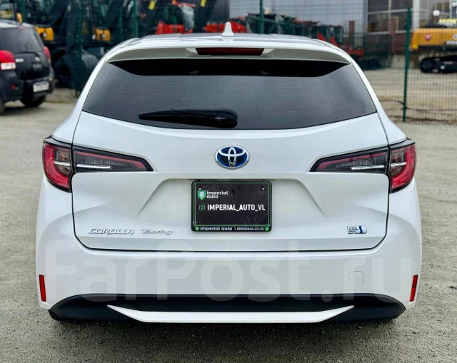 Toyota Corolla. �������, ��������, 1.8 (99��.�.), ������, 232 000����. �� ����