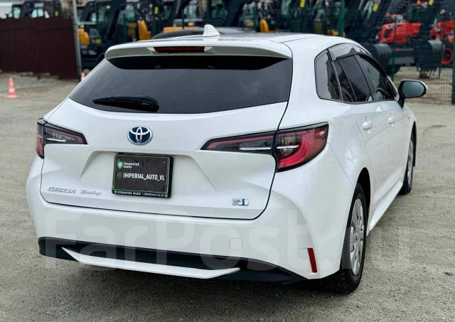 Toyota Corolla. �������, ��������, 1.8 (99��.�.), ������, 232 000����. �� ����