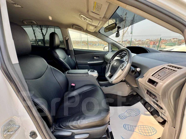 Toyota Prius a. �������, ��������, 1.8 (99��.�.), ������, 190 000����. �� ����