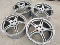 SSR Integral GT1. 8.0x17", 5x100, ET38. ��� ����� �� ������������ ����