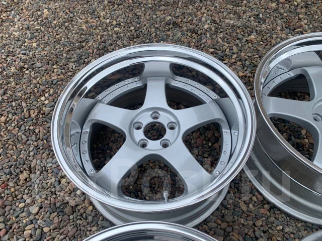 SSR Professor SP1. 10.0/10.5x20", 5x114.3, ET11/5, �� 74���. ����