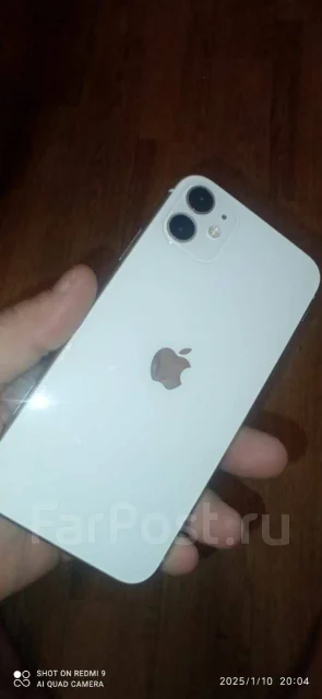 Apple iPhone 11. �/�, 64 ��, �����, 4G LTE ����
